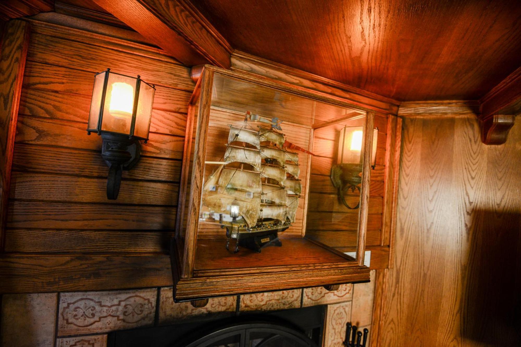 Castle Wood Theme Cottages- Couples Only Big Bear Lake Εξωτερικό φωτογραφία