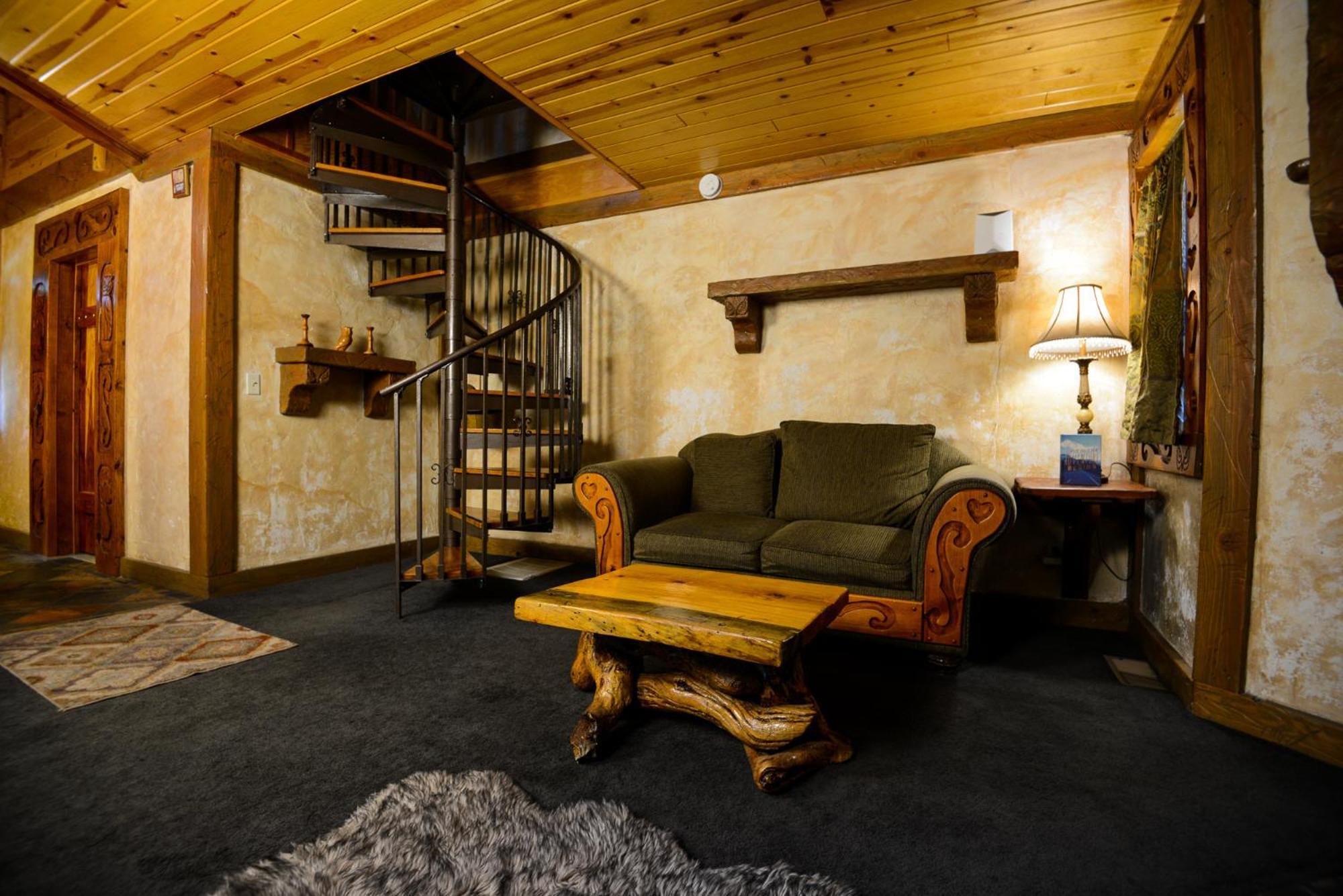 Castle Wood Theme Cottages- Couples Only Big Bear Lake Εξωτερικό φωτογραφία