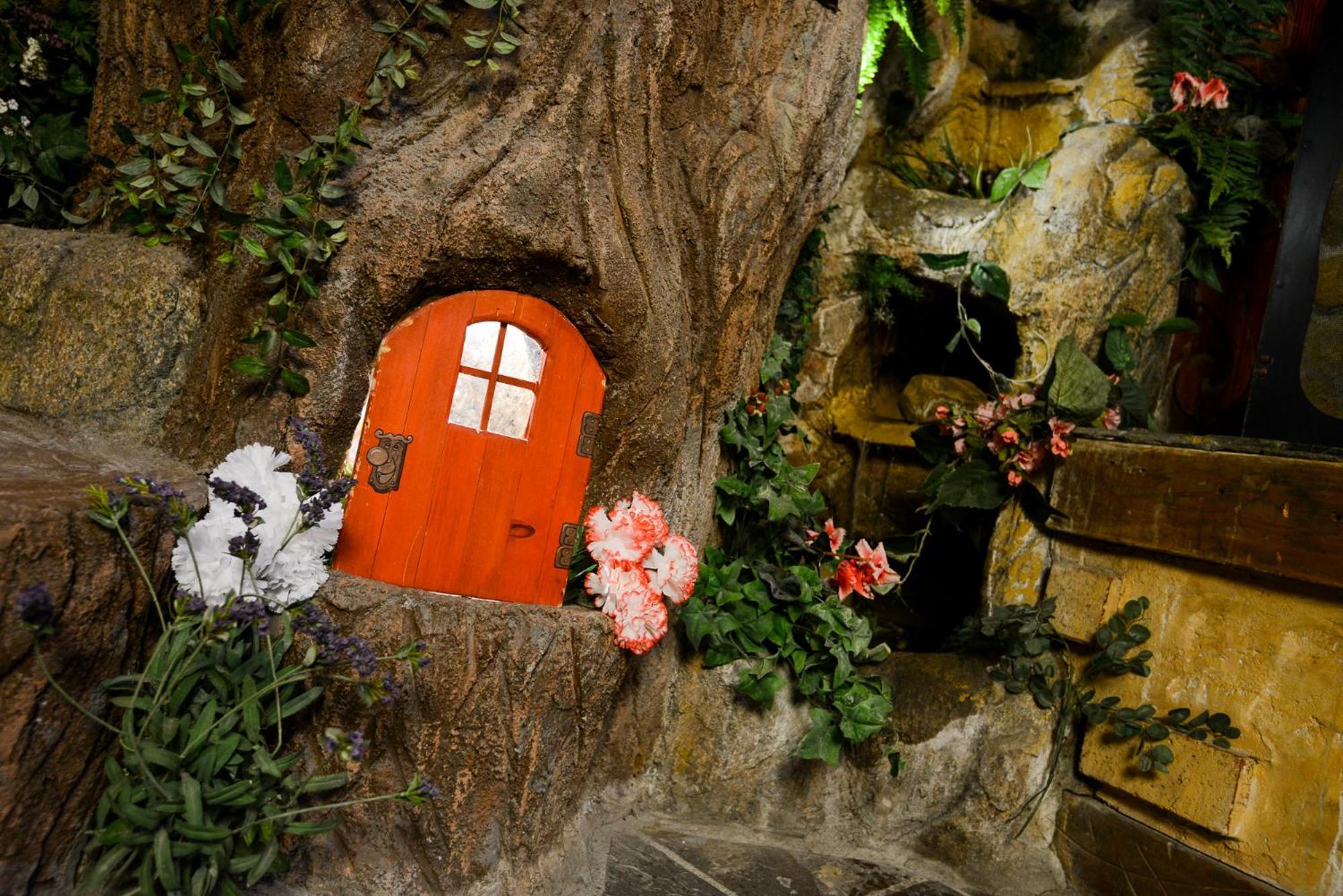 Castle Wood Theme Cottages- Couples Only Big Bear Lake Εξωτερικό φωτογραφία